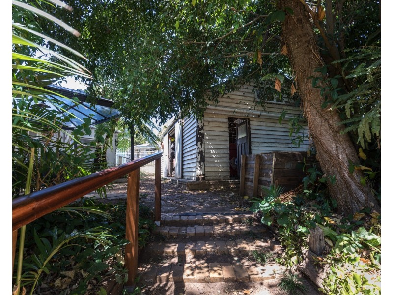 4 Bingle Road, Dunwich QLD 4183