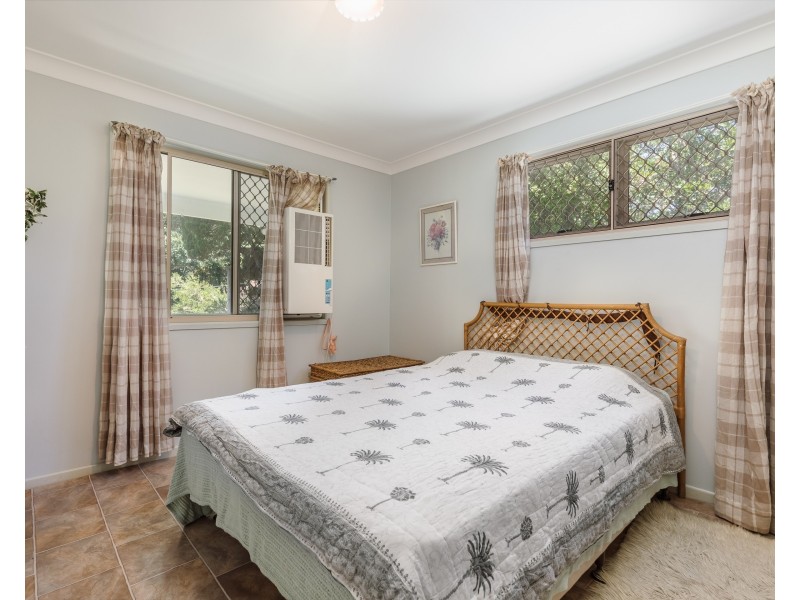 12 Billa Street, Point Lookout QLD 4183