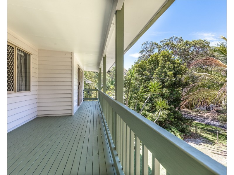 12 Billa Street, Point Lookout QLD 4183