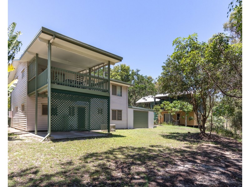 12 Billa Street, Point Lookout QLD 4183