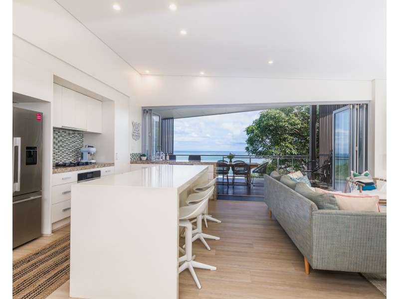 15/158-172 Dickson Way, Point Lookout QLD 4183