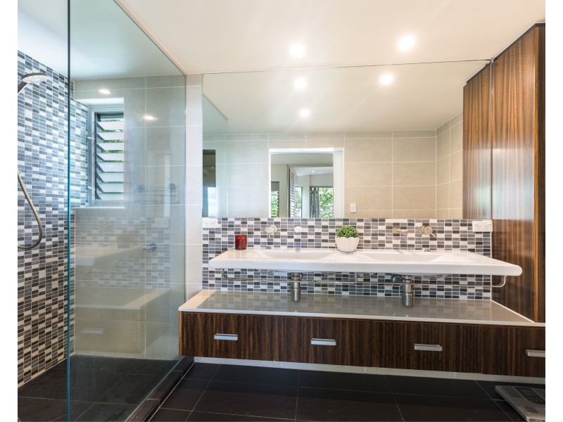 15/158-172 Dickson Way, Point Lookout QLD 4183