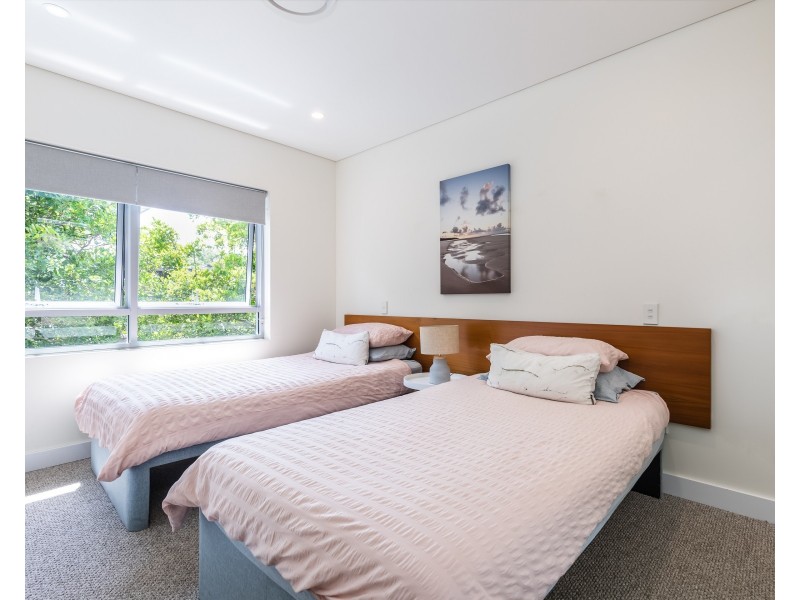 15/158-172 Dickson Way, Point Lookout QLD 4183