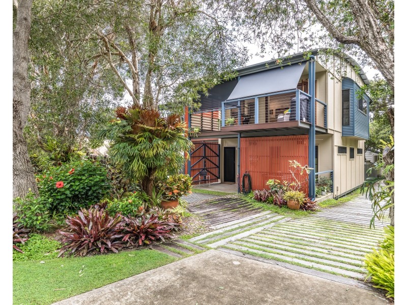 2/36 George Nothling Drive, Point Lookout QLD 4183