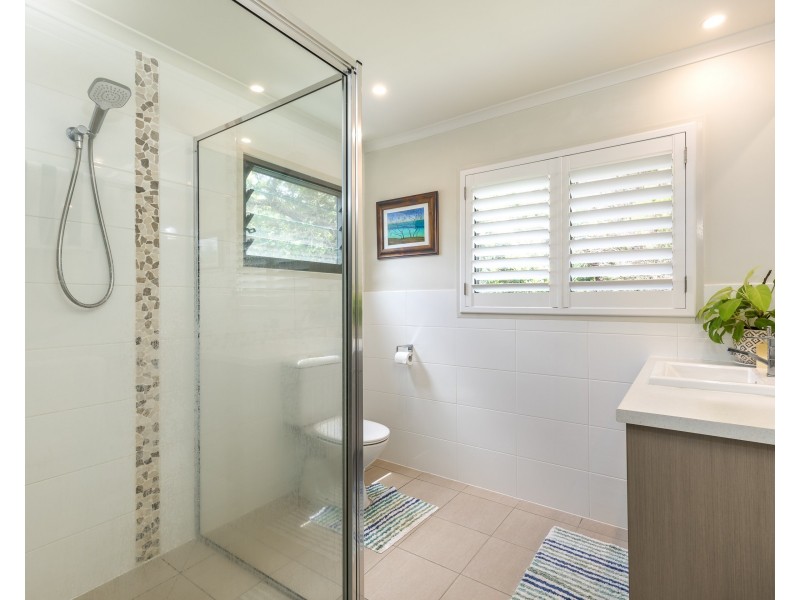 2/36 George Nothling Drive, Point Lookout QLD 4183