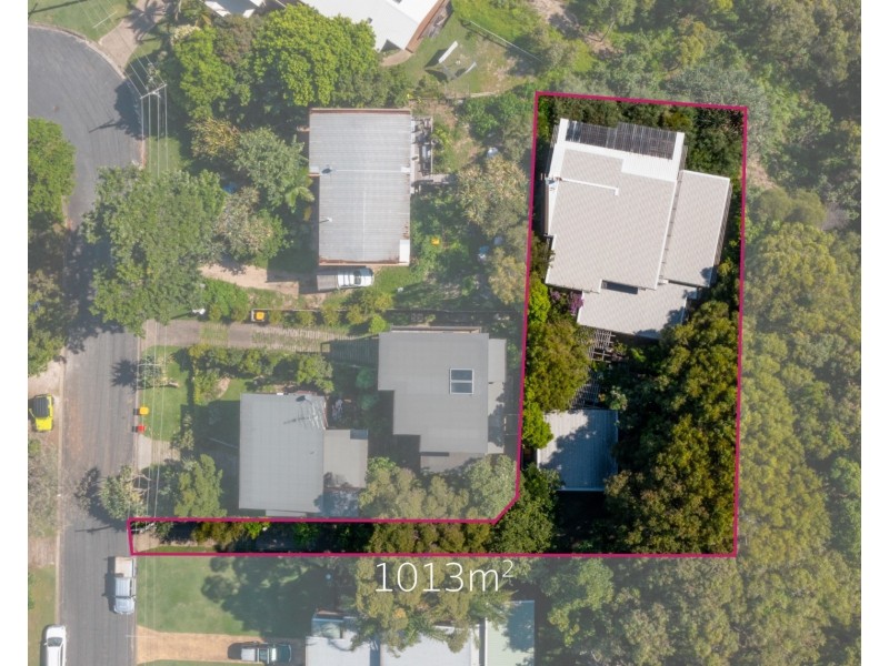 16 Merinda Crescent, Point Lookout QLD 4183