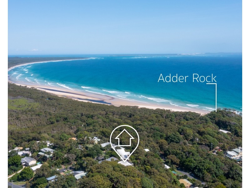 16 Merinda Crescent, Point Lookout QLD 4183