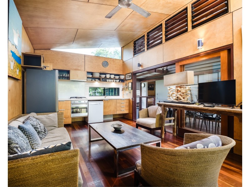 1/43 Bigoon Road, Point Lookout QLD 4183