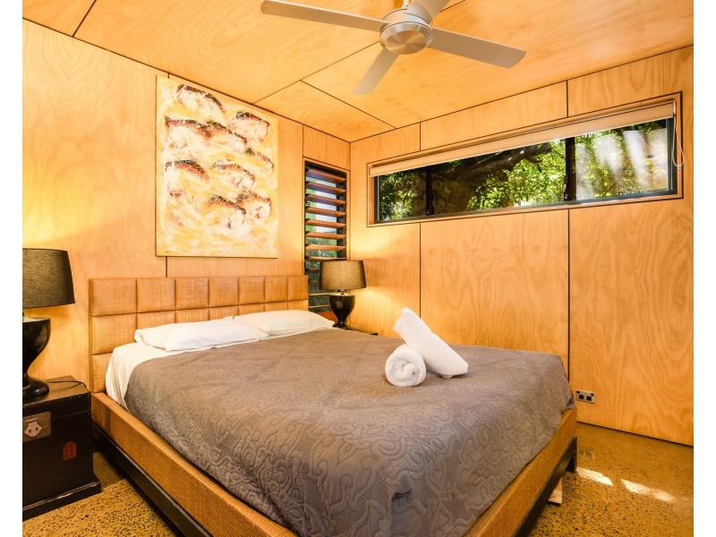 1/43 Bigoon Road, Point Lookout QLD 4183