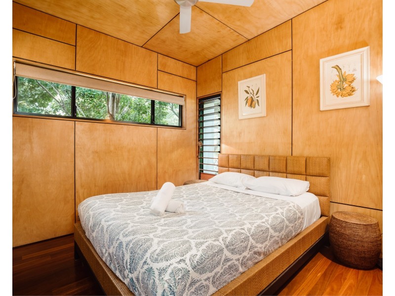 1/43 Bigoon Road, Point Lookout QLD 4183