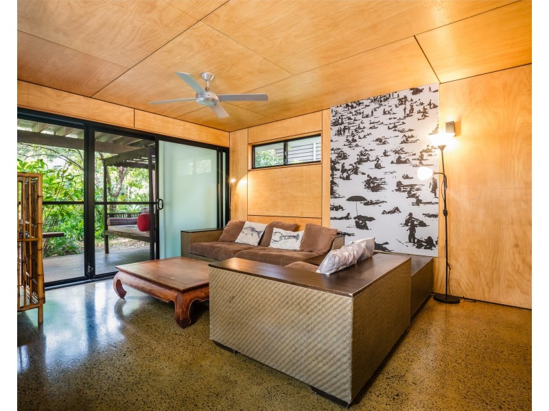 1/43 Bigoon Road, Point Lookout QLD 4183