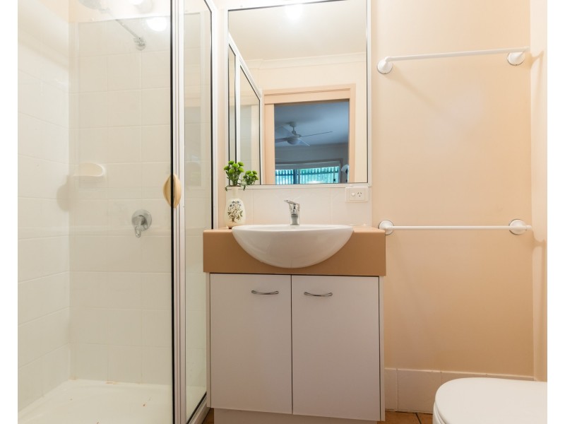 3/120 Tramican Street, Point Lookout QLD 4183