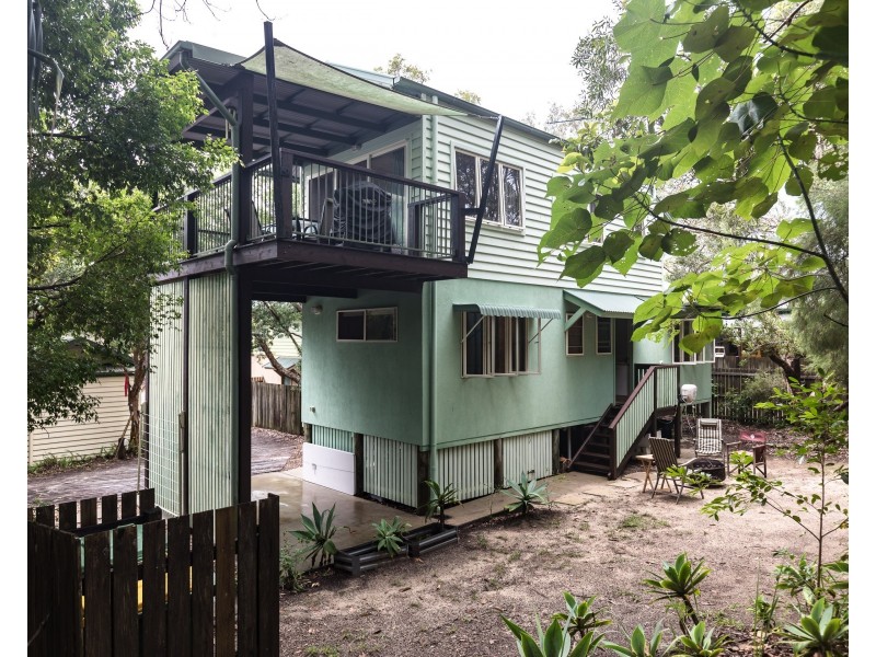 3/120 Tramican Street, Point Lookout QLD 4183