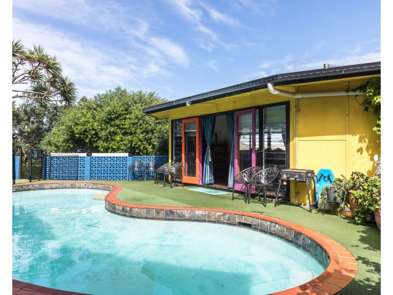 3 Mooloomba Road, Point Lookout QLD 4183