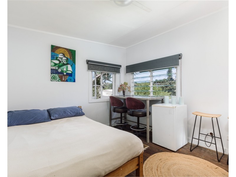 3 Mooloomba Road, Point Lookout QLD 4183