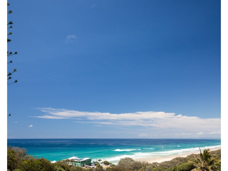 3 Mooloomba Road, Point Lookout QLD 4183
