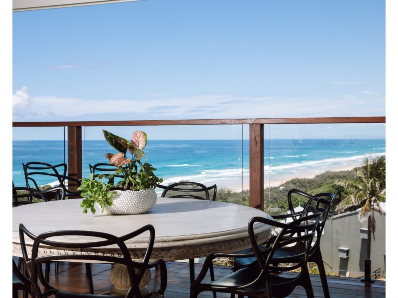 3 Mooloomba Road, Point Lookout QLD 4183