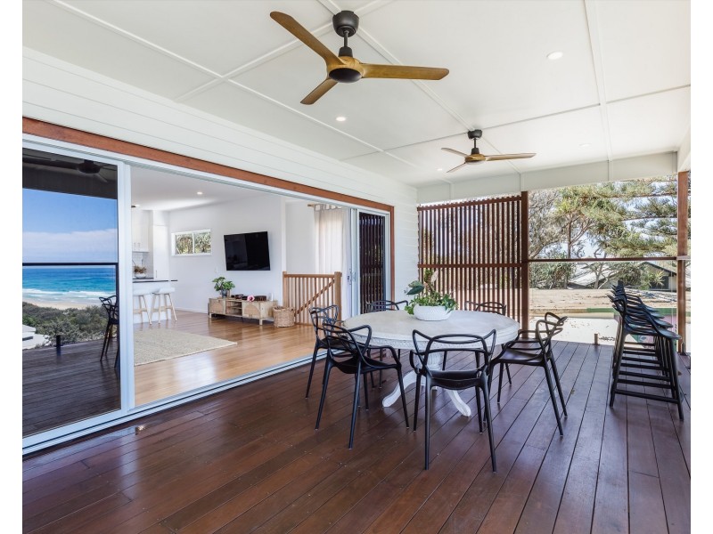 3 Mooloomba Road, Point Lookout QLD 4183