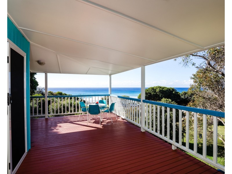 9 Prosperity Street, Point Lookout QLD 4183