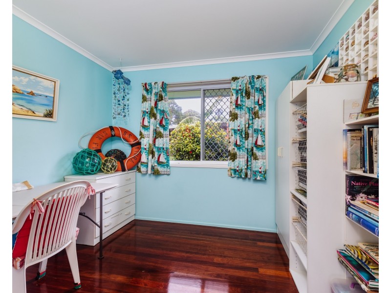 9 Prosperity Street, Point Lookout QLD 4183