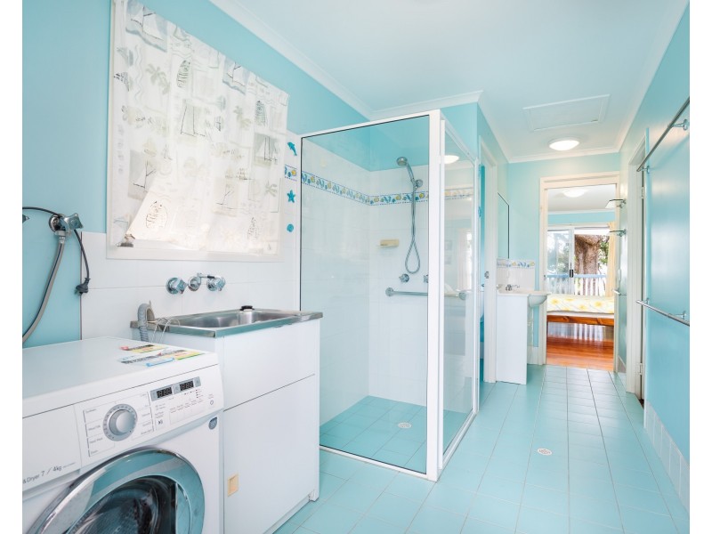 9 Prosperity Street, Point Lookout QLD 4183