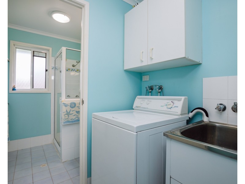 9 Prosperity Street, Point Lookout QLD 4183