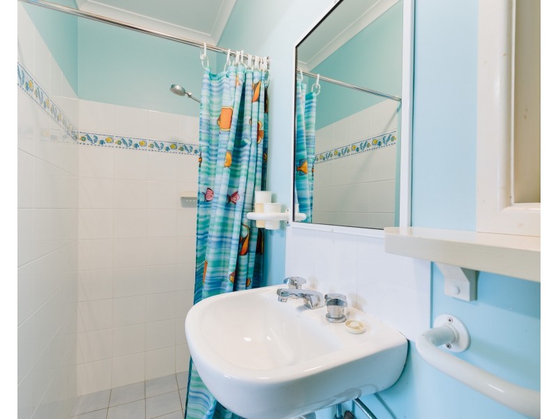 9 Prosperity Street, Point Lookout QLD 4183