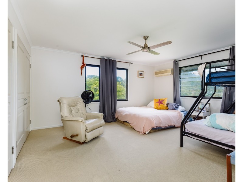 2/12 Bimba Street, Point Lookout QLD 4183