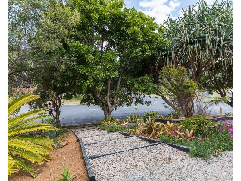 2/12 Bimba Street, Point Lookout QLD 4183