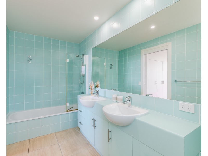 31 Tramican Street, Point Lookout QLD 4183