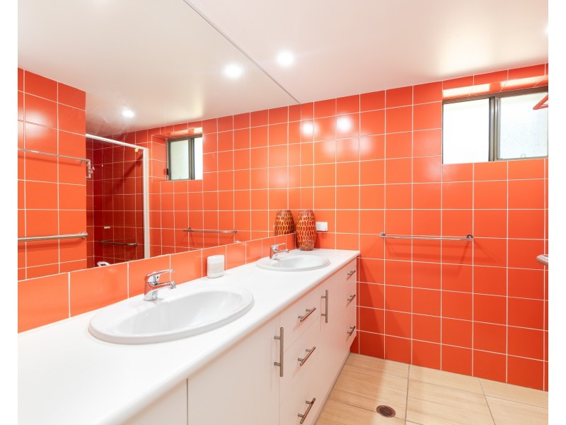 31 Tramican Street, Point Lookout QLD 4183