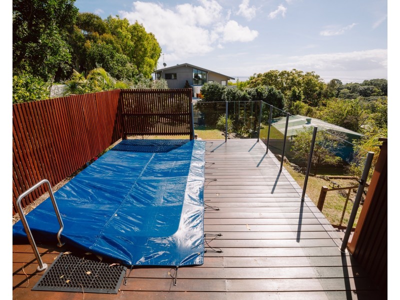41 Cumming Parade, Point Lookout QLD 4183