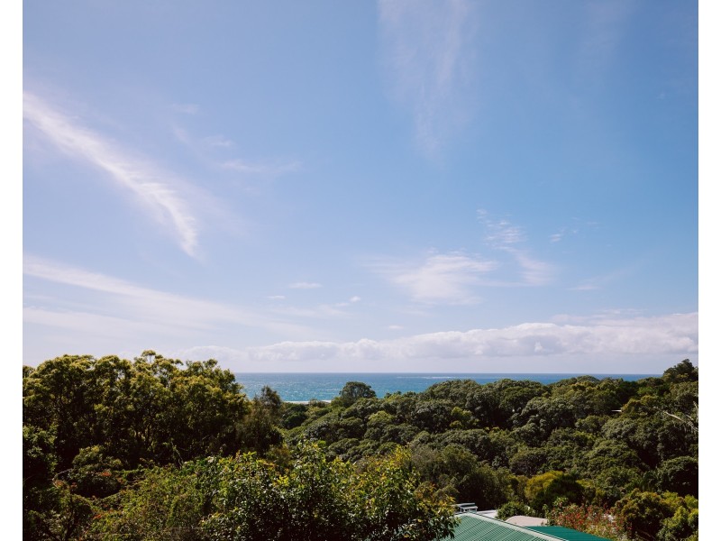 41 Cumming Parade, Point Lookout QLD 4183