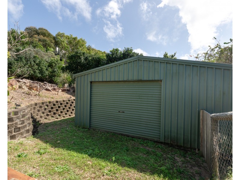 41 Cumming Parade, Point Lookout QLD 4183