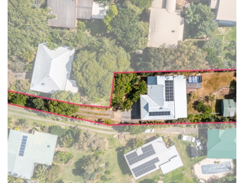 41 Cumming Parade, Point Lookout QLD 4183
