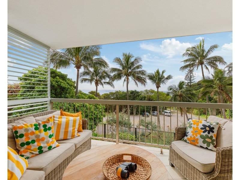 2/120 Mooloomba Road, Point Lookout QLD 4183