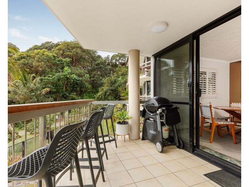 2/120 Mooloomba Road, Point Lookout QLD 4183