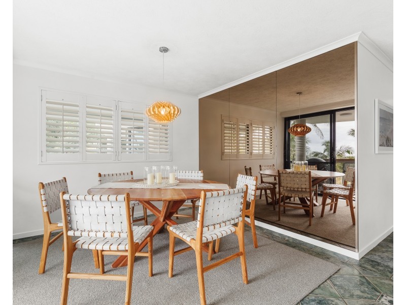 2/120 Mooloomba Road, Point Lookout QLD 4183