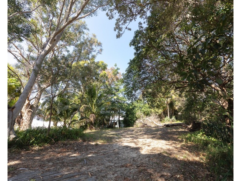 25/80 Tramican Street, Point Lookout QLD 4183