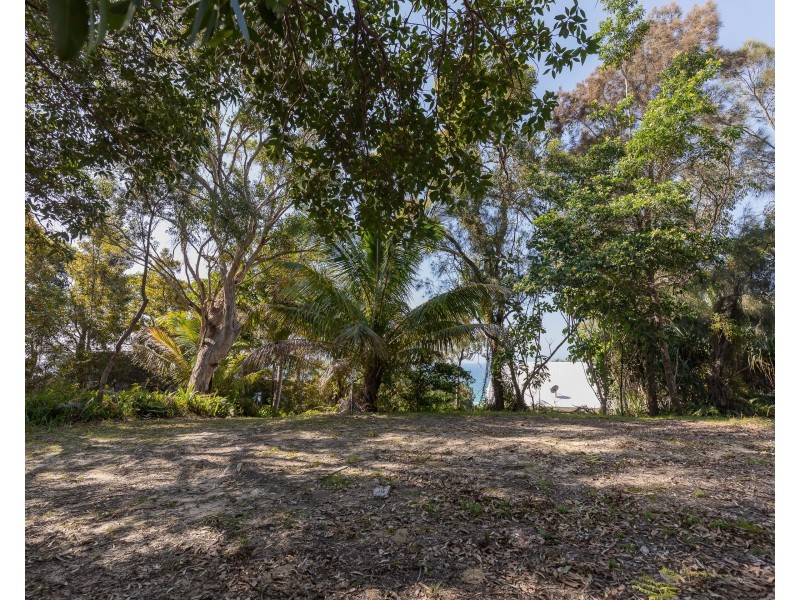 25/80 Tramican Street, Point Lookout QLD 4183