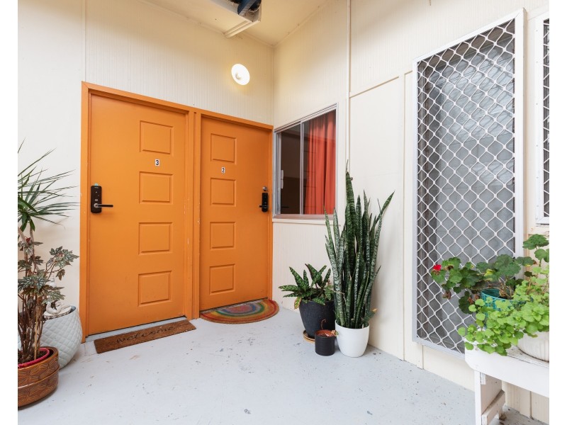 2/17 Bigoon Road, Point Lookout QLD 4183