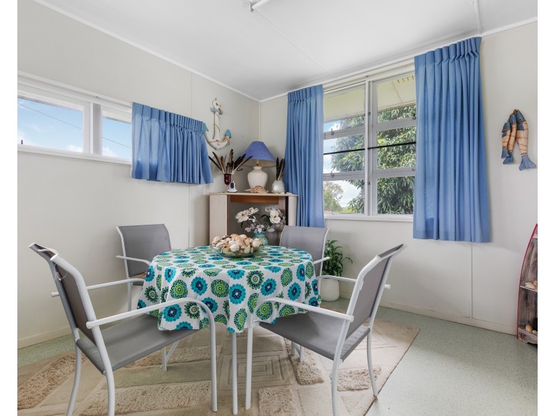 2 Bingle Road, Dunwich QLD 4183