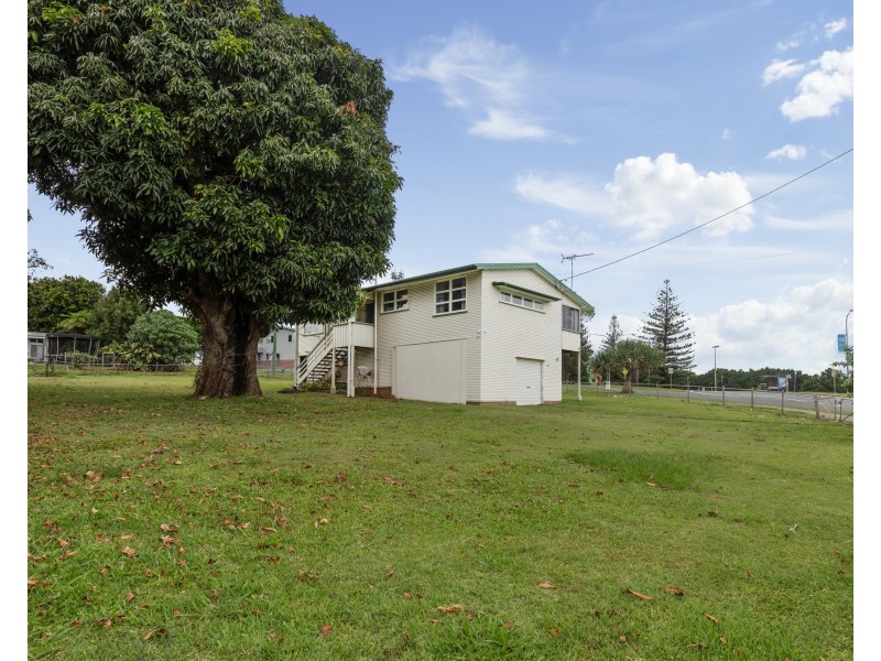 2 Bingle Road, Dunwich QLD 4183
