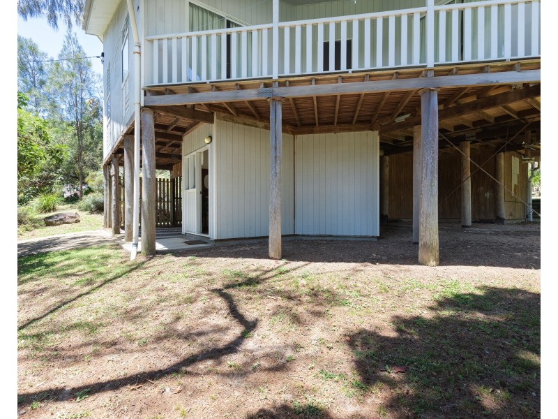 1 Bimba Street, Point Lookout QLD 4183