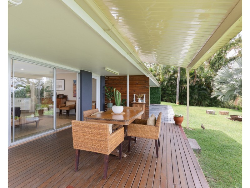 5 Illawong Crescent, Dunwich QLD 4183