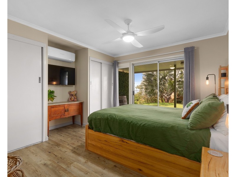 5 Illawong Crescent, Dunwich QLD 4183