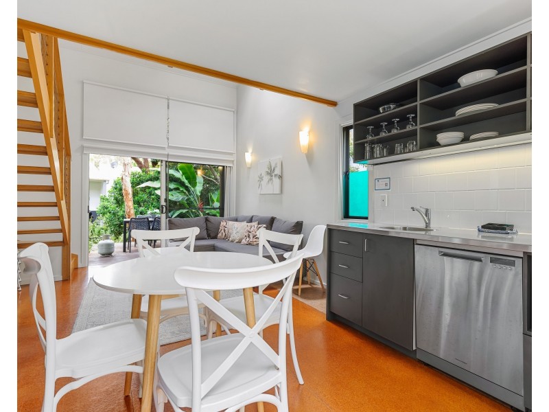 23/49 Dickson Way, Point Lookout QLD 4183