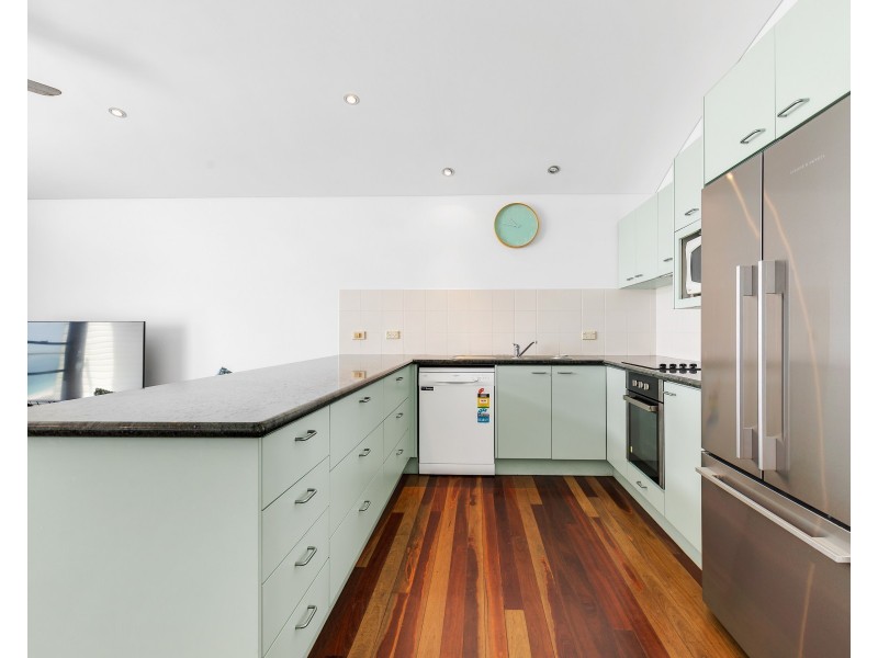 3/6 Cumming Parade, Point Lookout QLD 4183