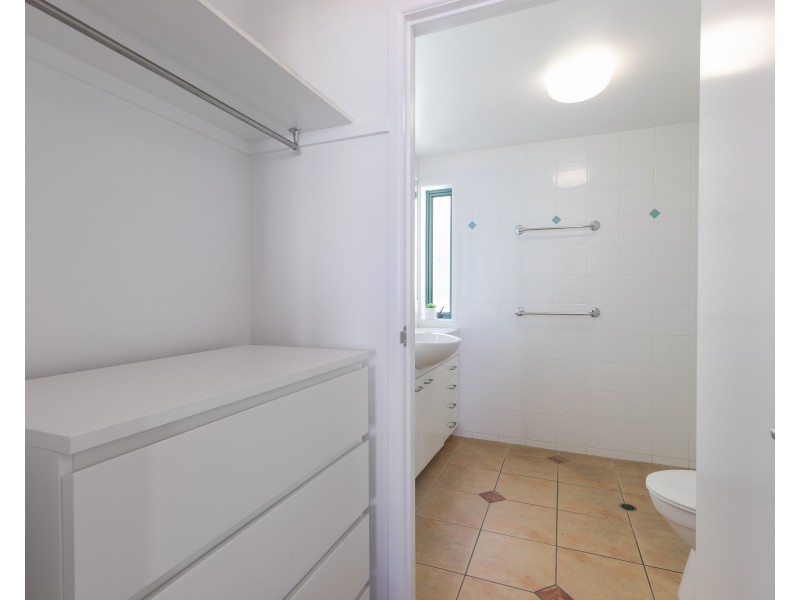 3/6 Cumming Parade, Point Lookout QLD 4183