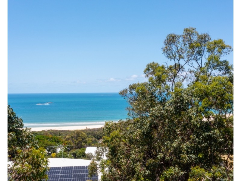 68 Tramican Street, Point Lookout QLD 4183